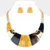 Abril (Yellow)