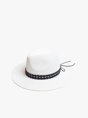 Lucia (White)